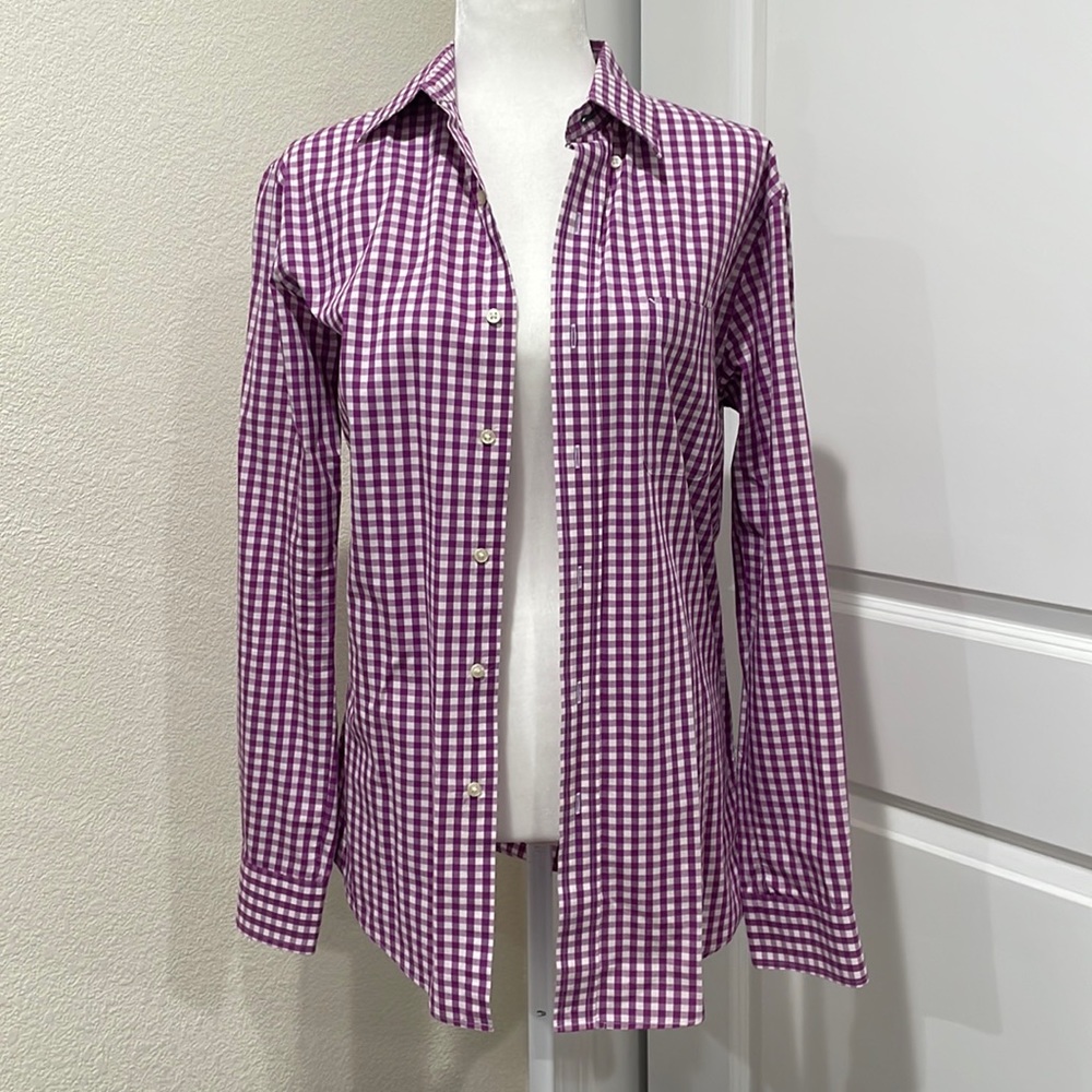 Tommy Hilfiger slim fit maroon plaid button down shirt